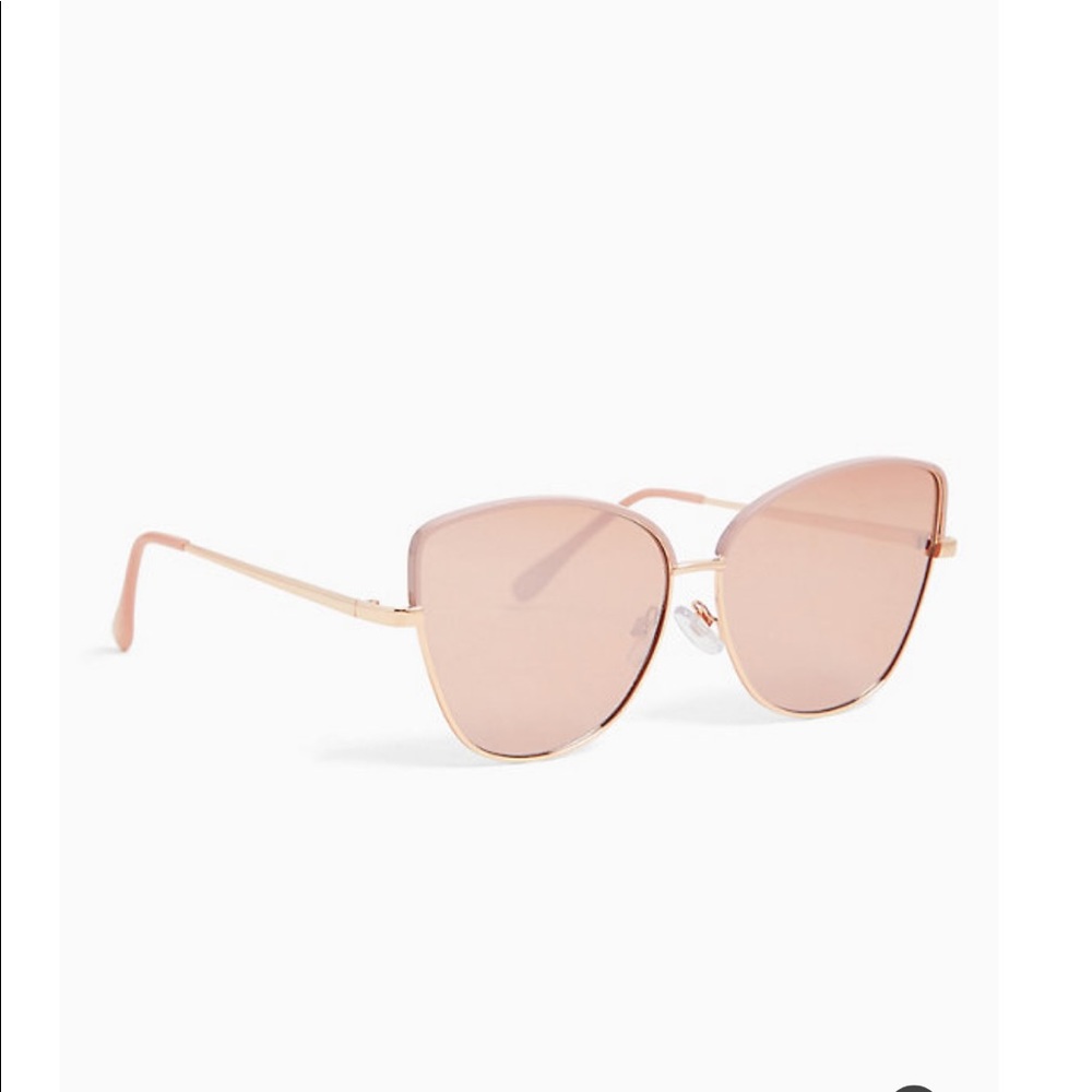 3/$30 Torrid rose gold reflective sunglasses - Picture 2 of 4